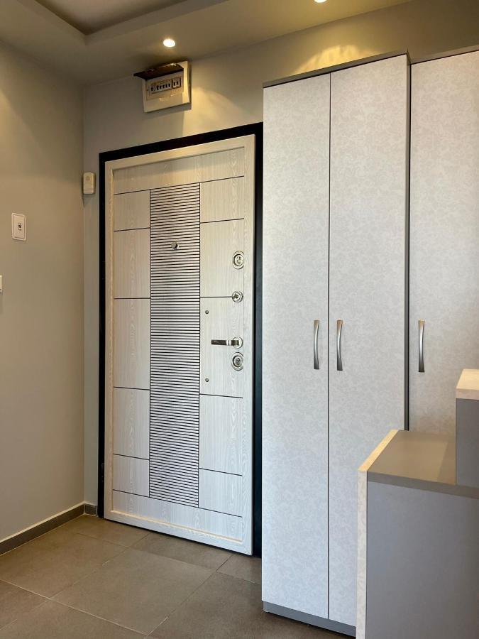 Апартамент Чаролит / Apartment Charoite 부르가스 외부 사진