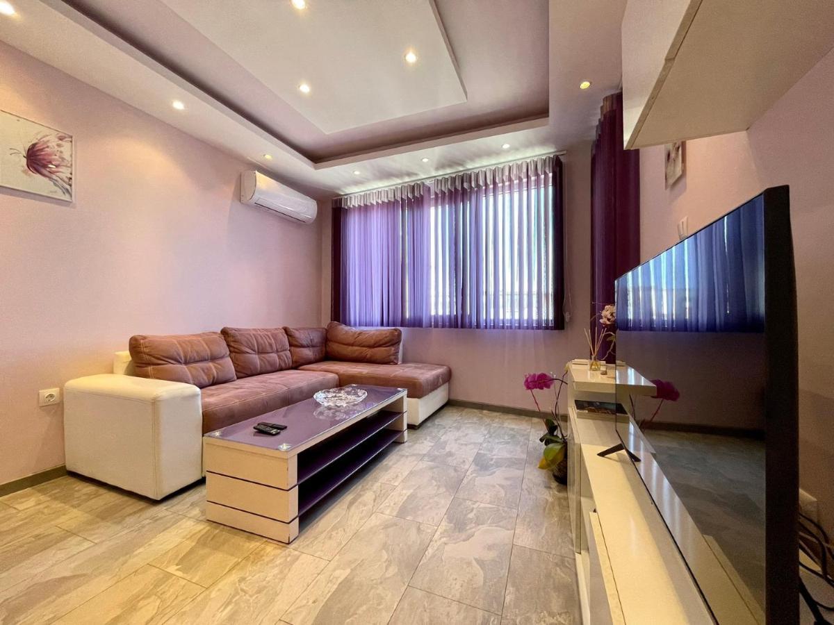 Апартамент Чаролит / Apartment Charoite 부르가스 외부 사진
