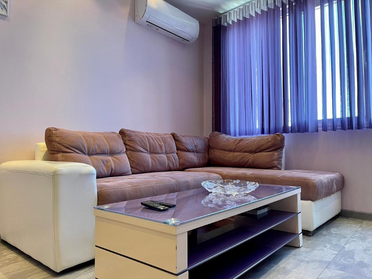 Апартамент Чаролит / Apartment Charoite 부르가스 외부 사진